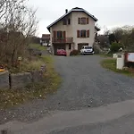 Nature & Bien-etre - 1 A L'etage 3*