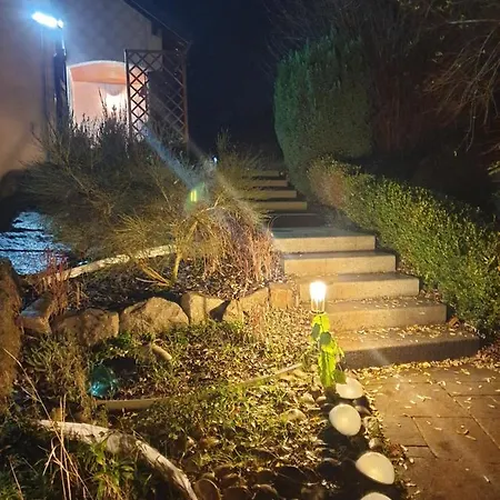 Nature & Bien-etre Ch Bleue Nuit Etoilee Oda ve Kahvaltı Étival-Clairefontaine