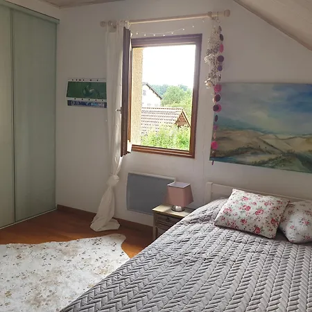 Nature & Bien-etre - 1 A L'etage Bed & Breakfast Etival-Clairefontaine