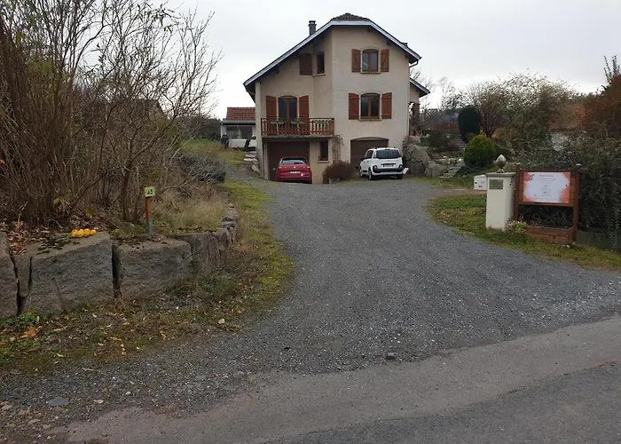 Nature & Bien-etre - 1 A L'etage 3*